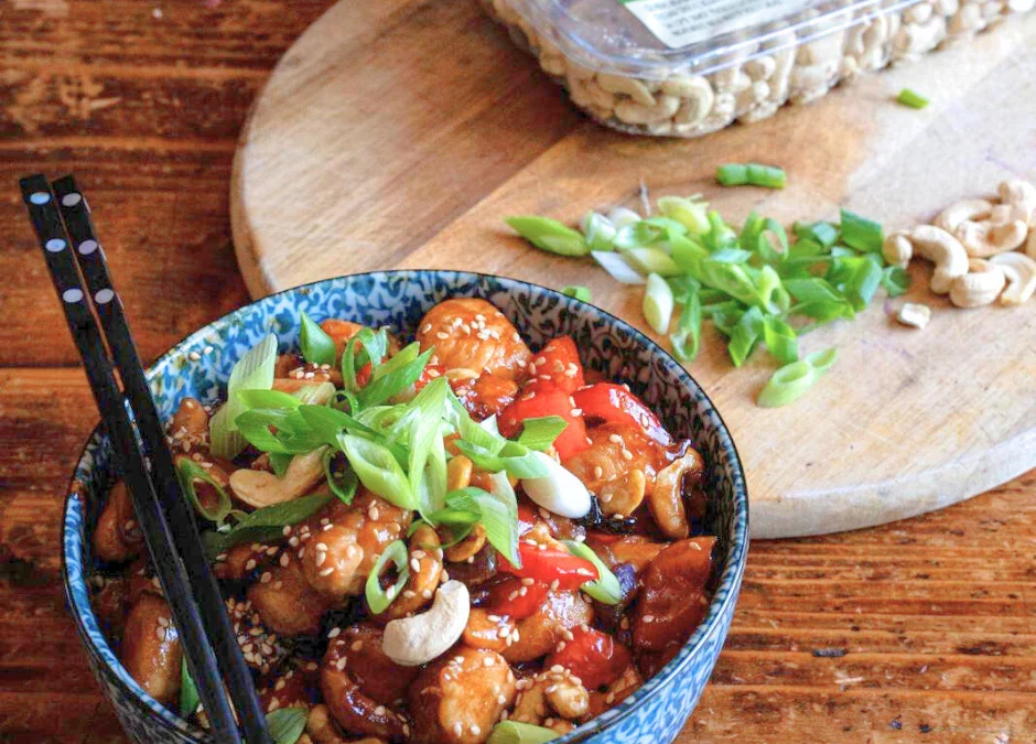 Pollo agli Anacardi Thailandese: Un Viaggio di Sapori Esotici